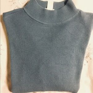 Chico’s turtle neck sweatshirt